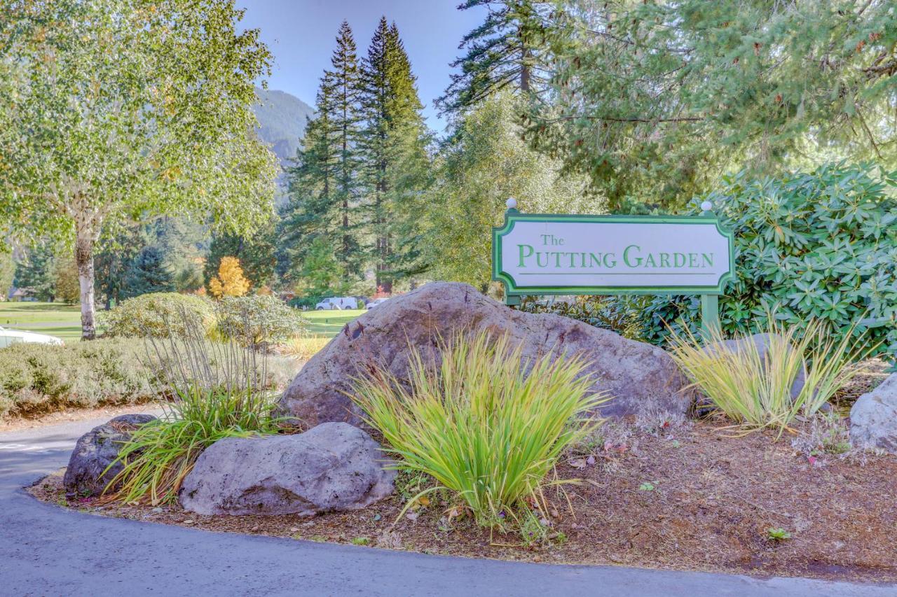 Fairway Estates Retreat Hotel Welches Exterior photo
